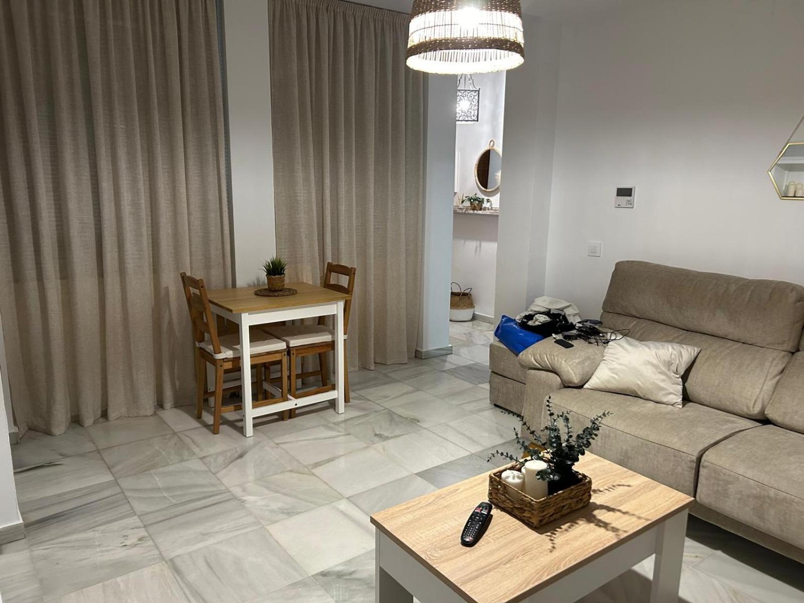 Apartamento Arellano Apartment Carmona  Bagian luar foto
