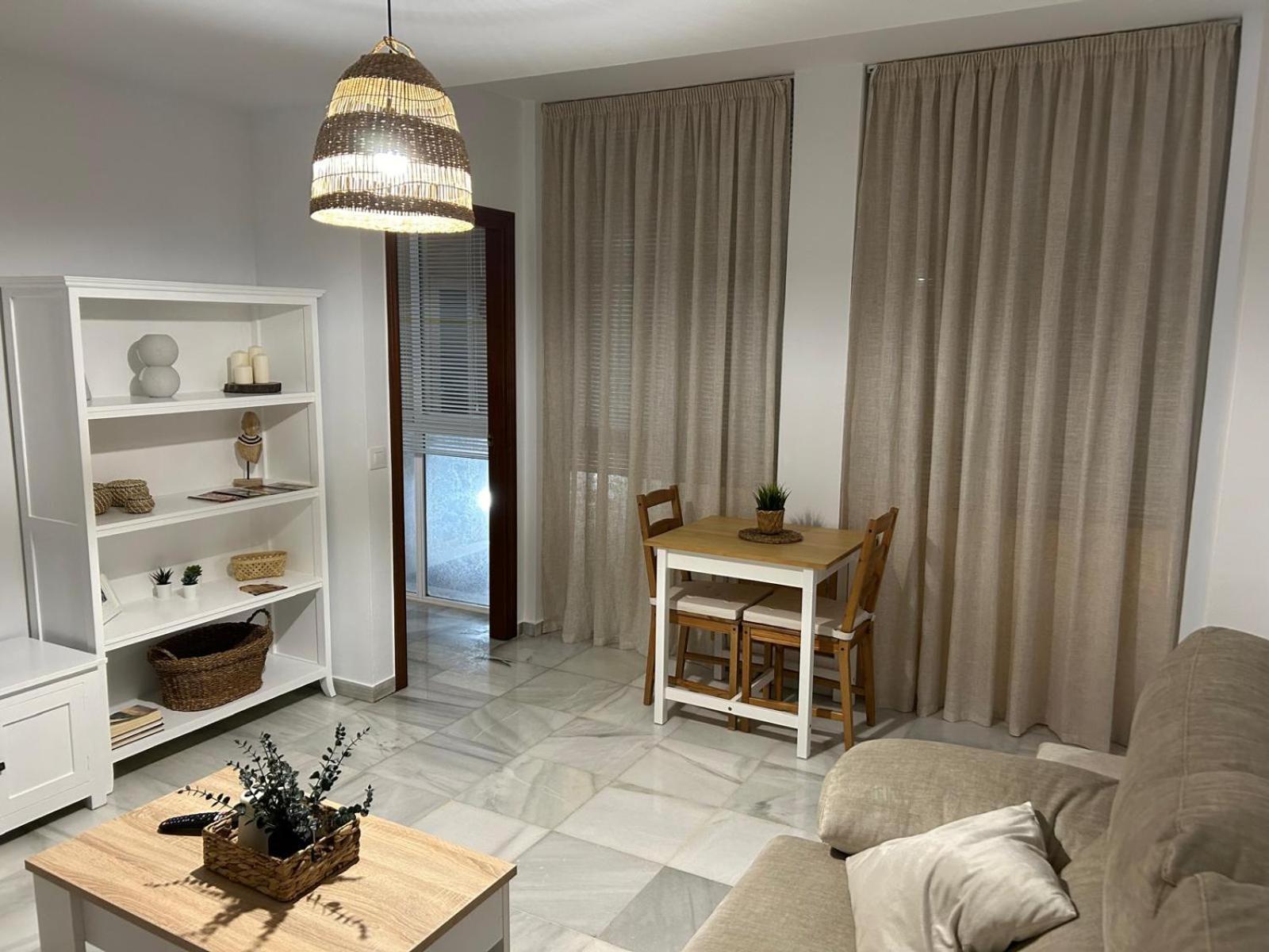 Apartamento Arellano Apartment Carmona  Bagian luar foto